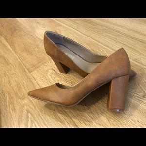 Brown Catherine Malandrino heels.